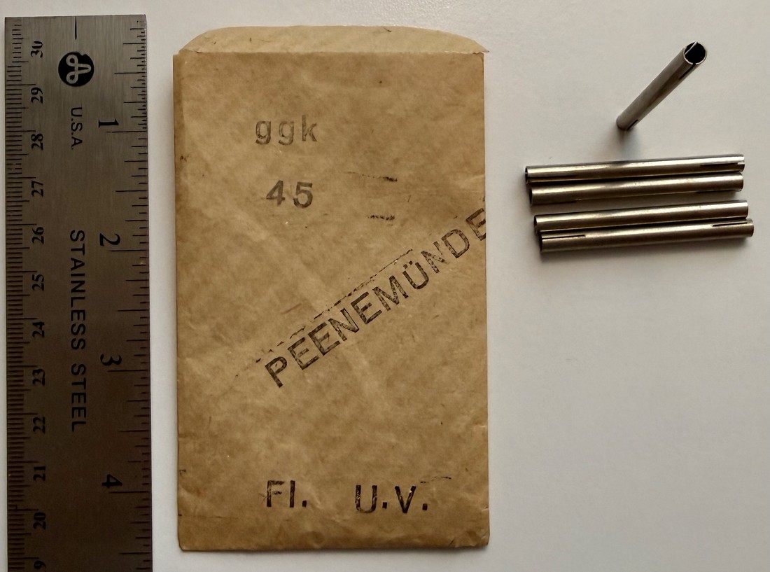 Parts envelope stamped PEENEMÜNDE and Fl. U.V., with five slotted metal tubes