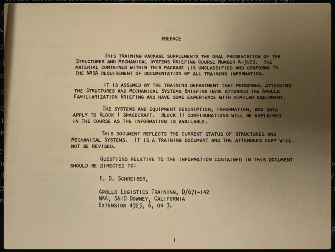 Preface page of Course A-512S, stating the document is unclassified training material addressed to E. D. Schreiber of Apollo Logistics Training, NAA Downey, and that the attendees' copy will not be revised