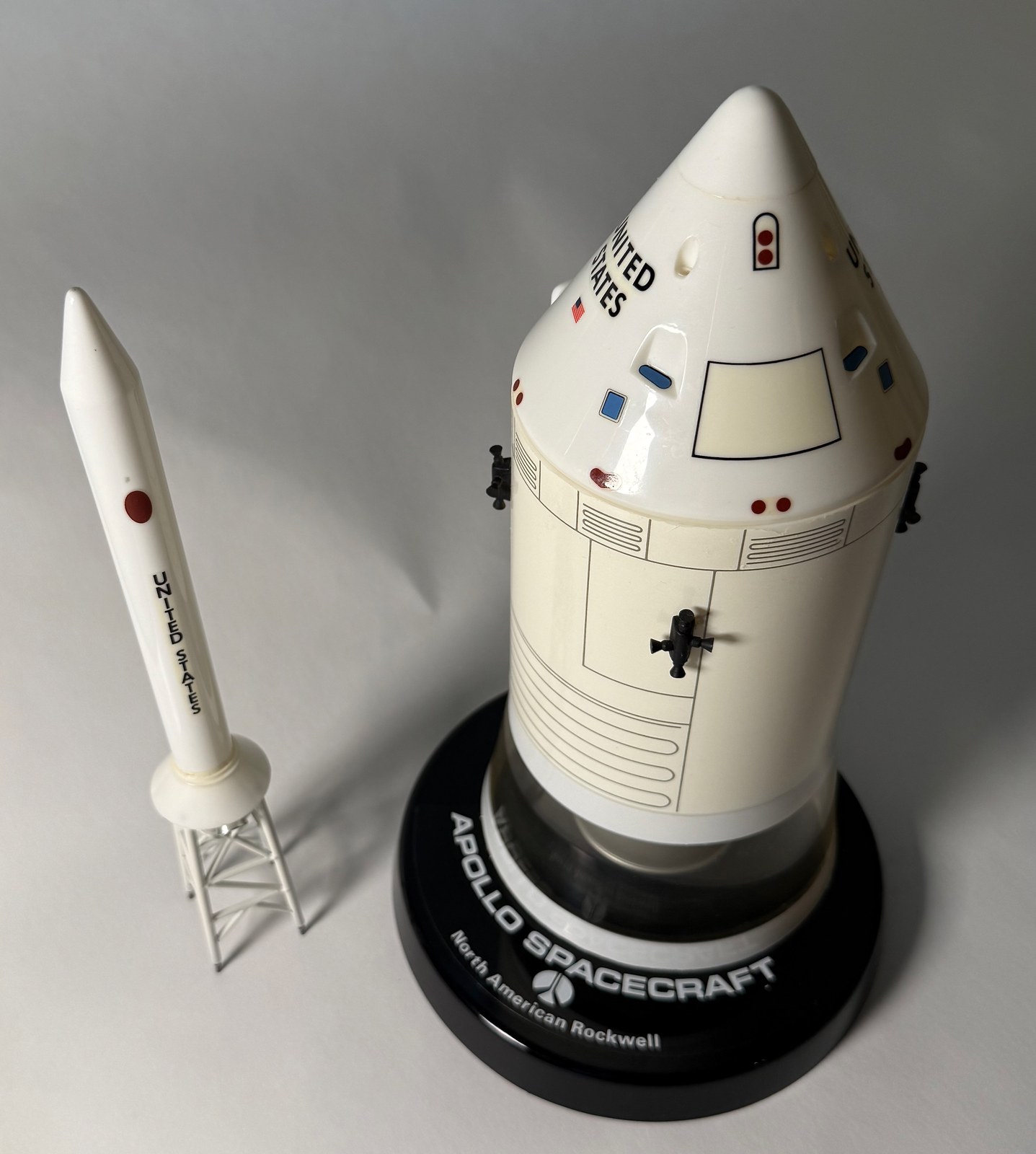 Apollo Spacecraft model with the Launch Escape System tower set beside the assembled model