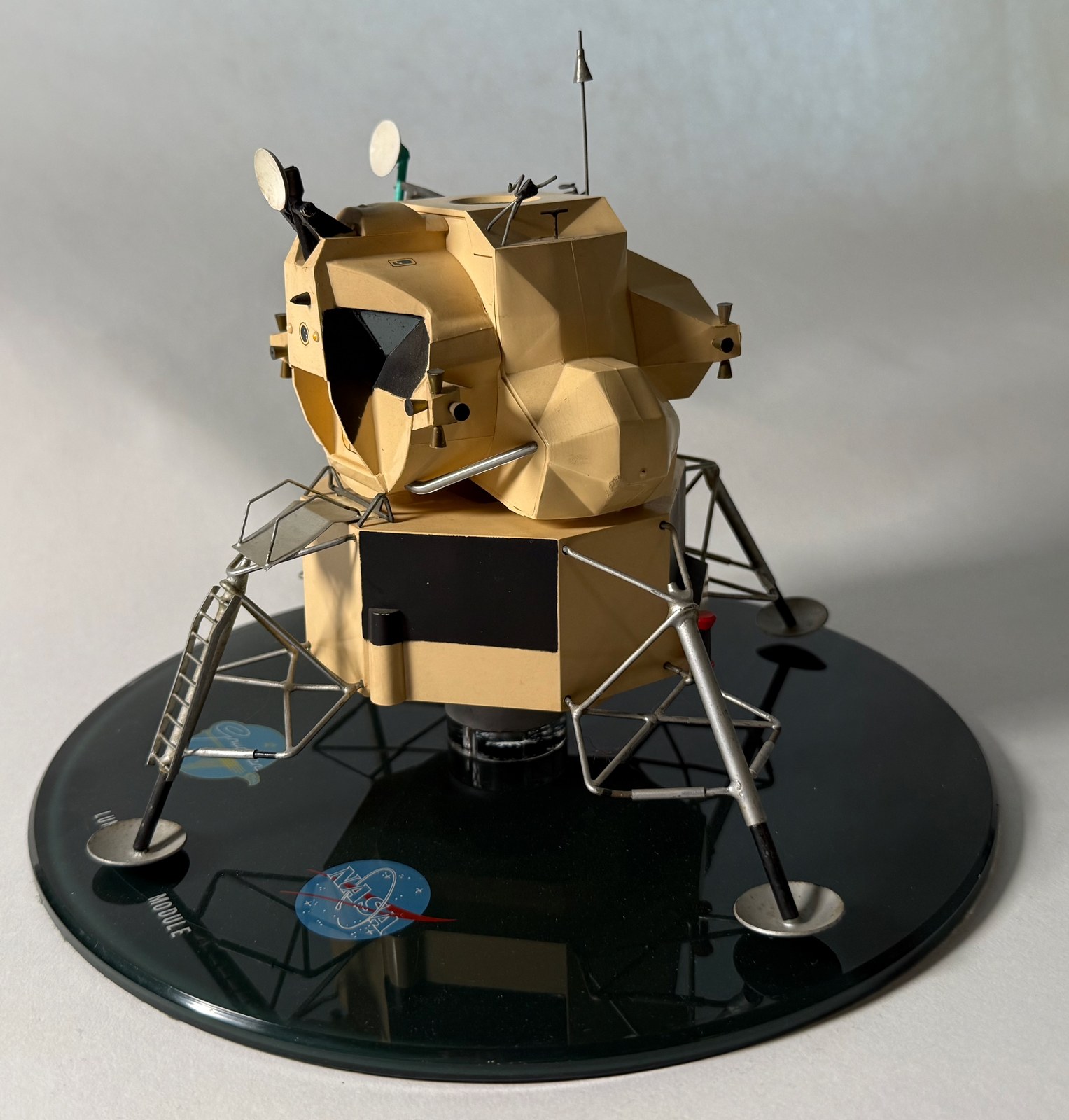 Lunar Module model, close front-left detail